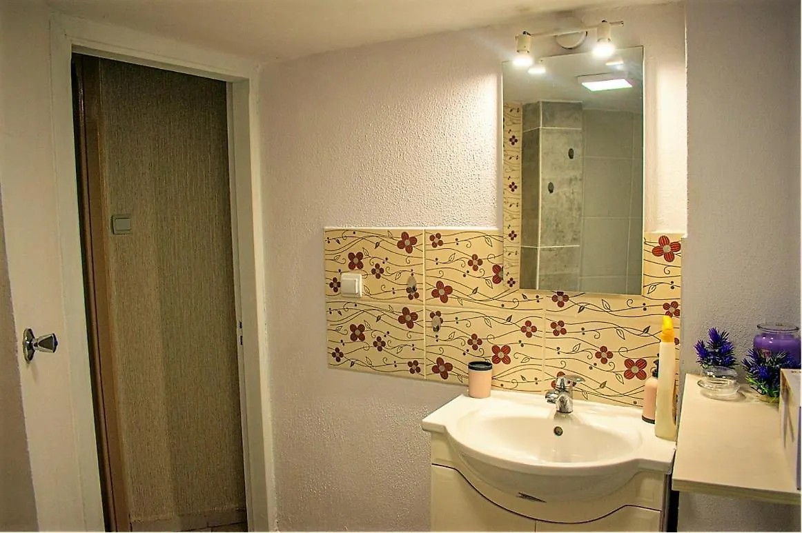 Ayasofia Luxury Studio With Balcony 塞萨洛尼基